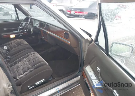 1988 Mercury Grand Marquis Ls z USA, uszkodzony, nr VIN 2MEBM75F1JX642134